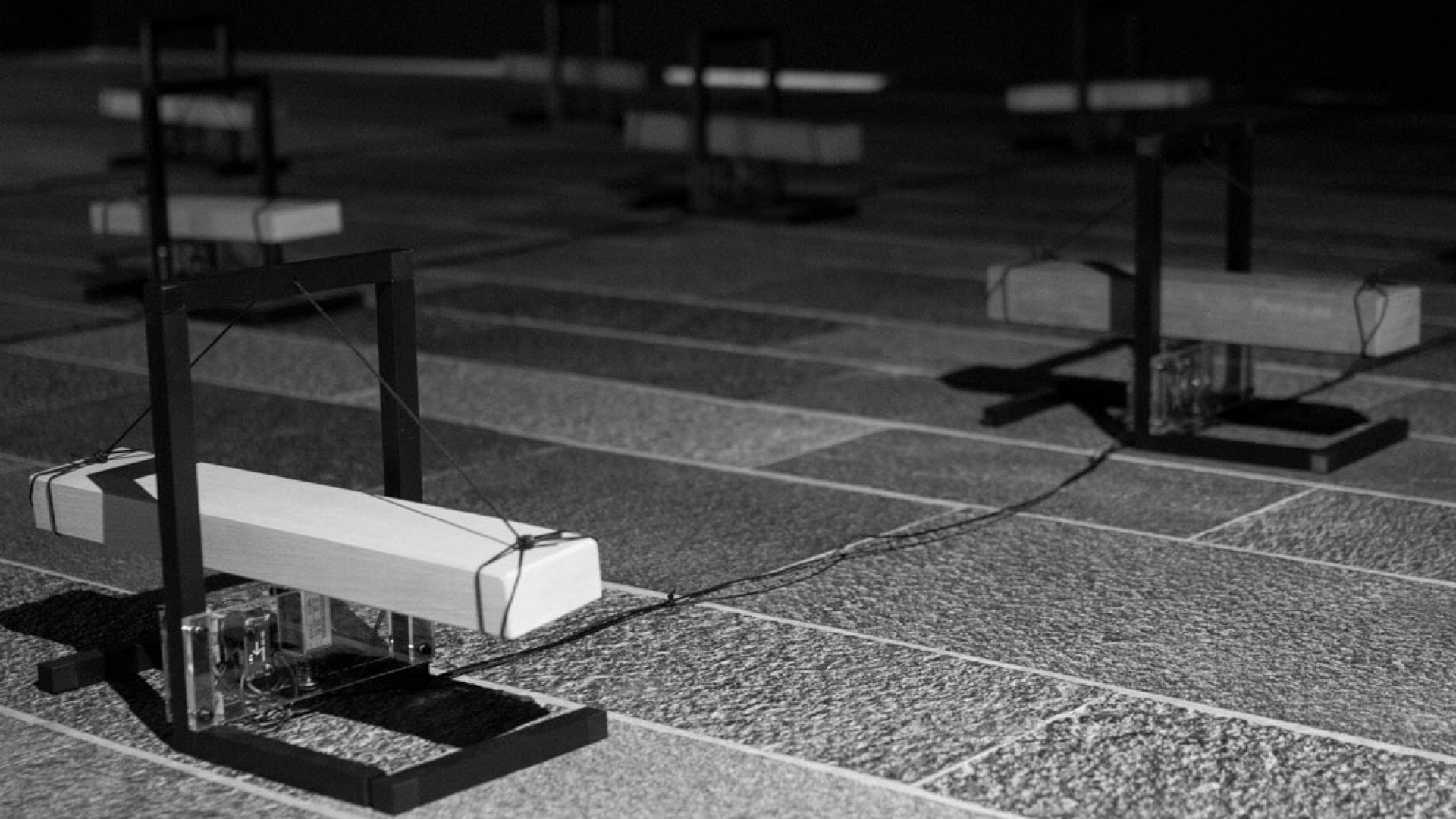 Noise Observer from close